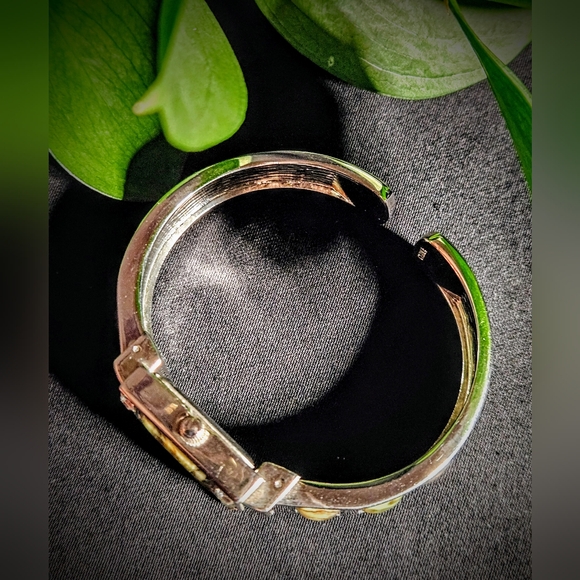 Studio Time Albalone Cuff Watch - Picture 8 of 8